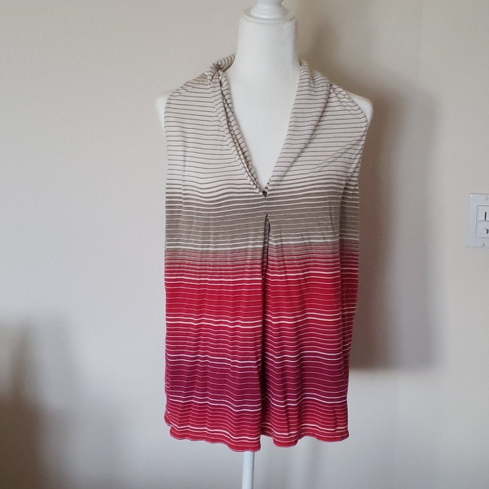 Very nice comfy summer top